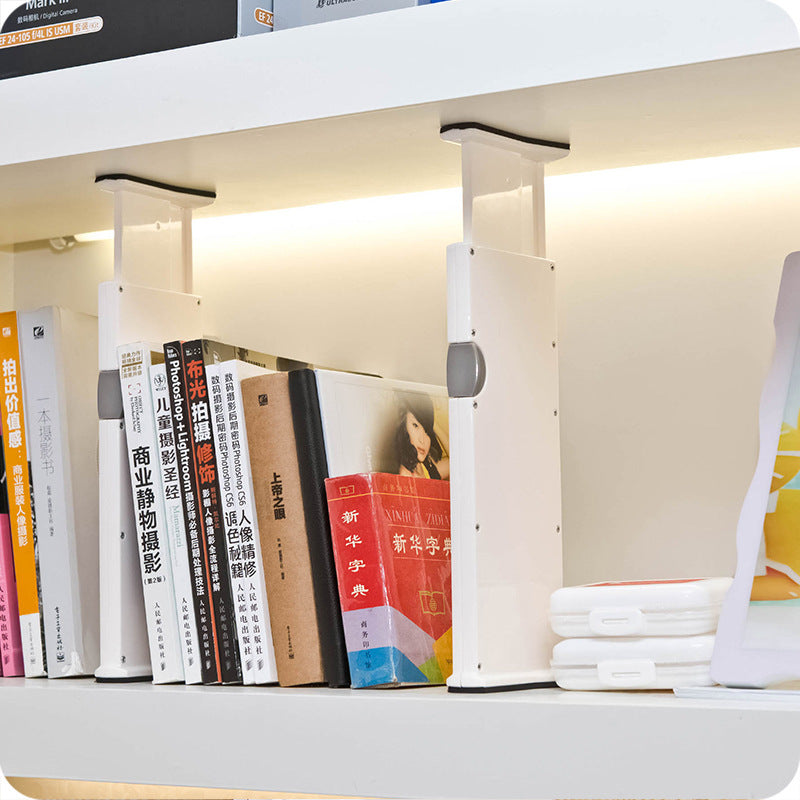 Expandable plastic separators for organising clothing drawers